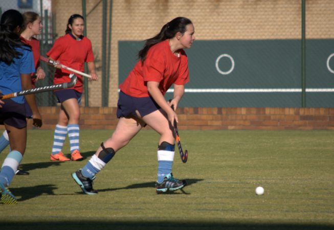 Rena on the attack - field hockey